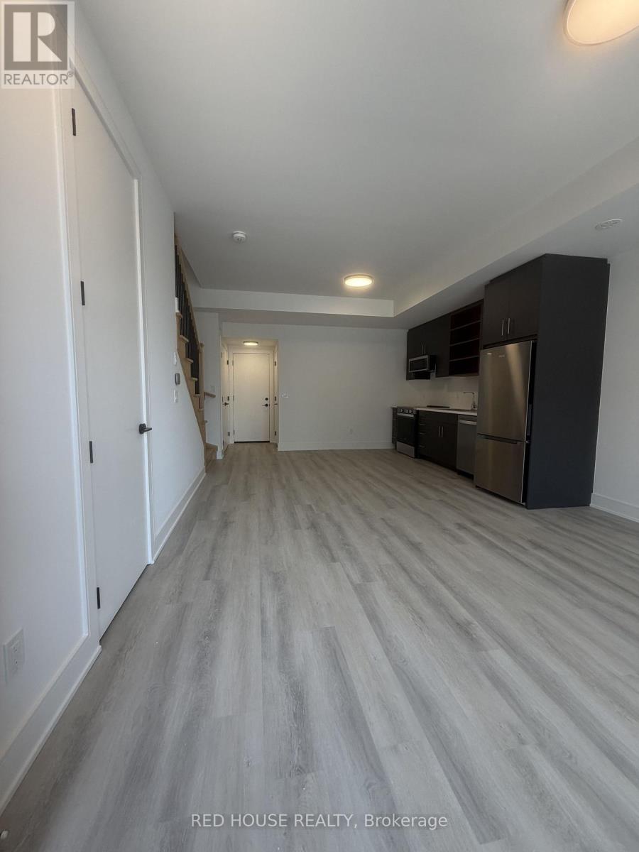 175 Everett Common, St. Catharines (Oakdale), Ontario, L2P0G7, St. Catharines (Oakdale), Ontario — photo 2 of 5