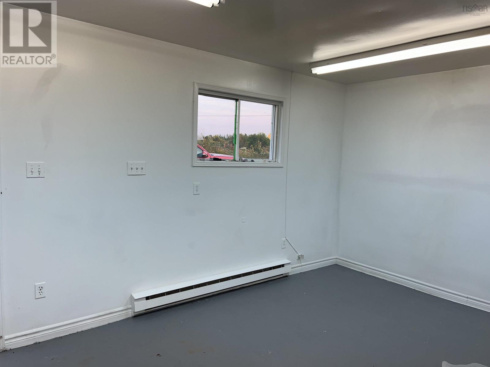 3111 Gairloch Road - 4