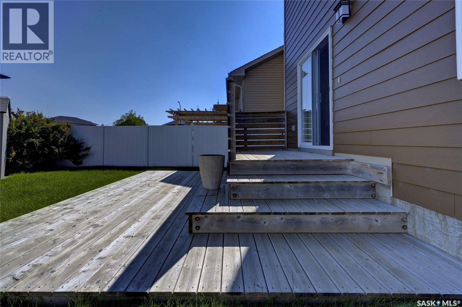 1126 Denham RISE - 37