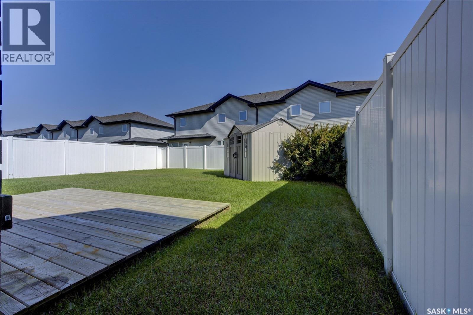 1126 Denham RISE - 41