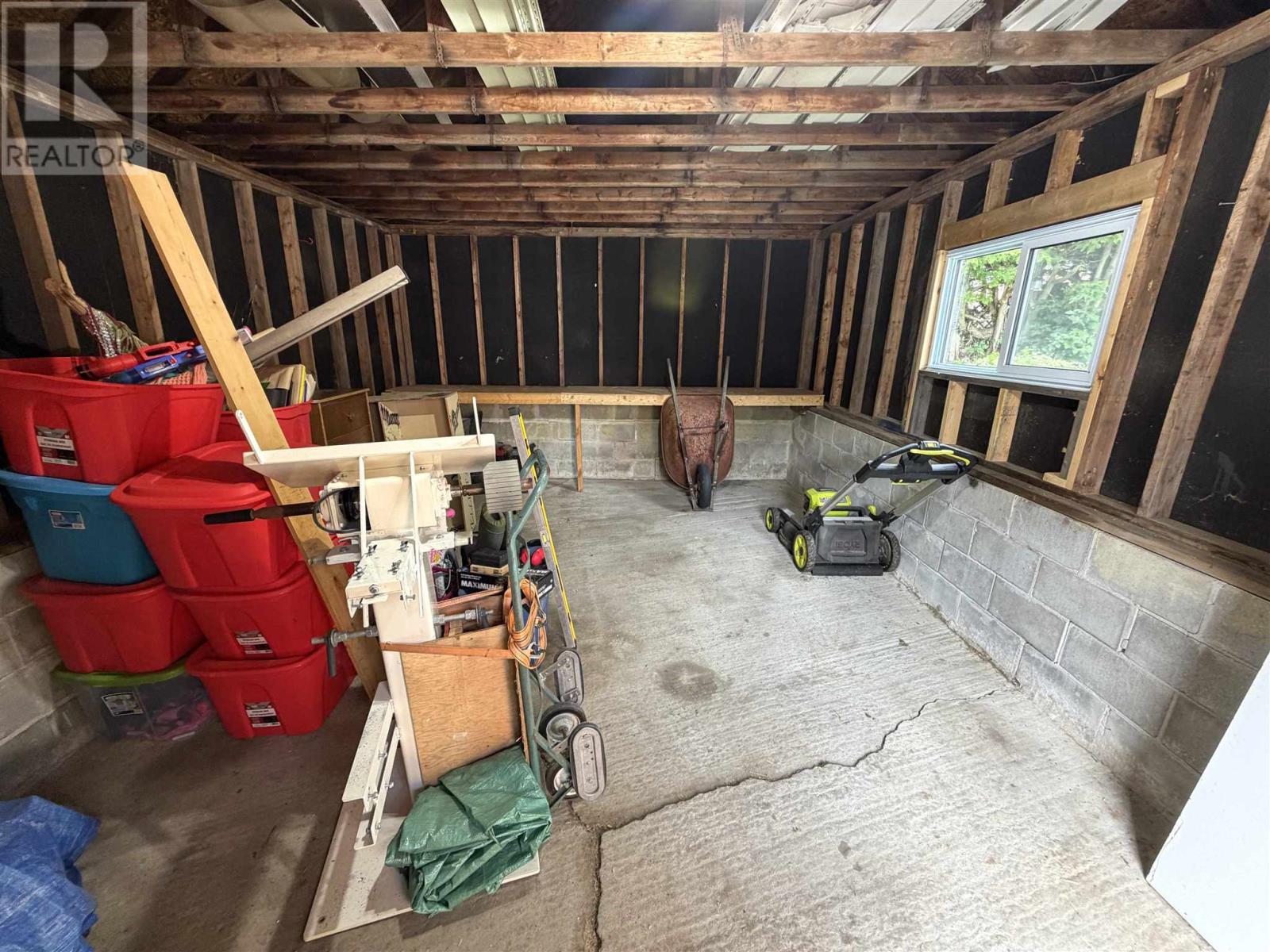 74 Roman AVE - Image 27