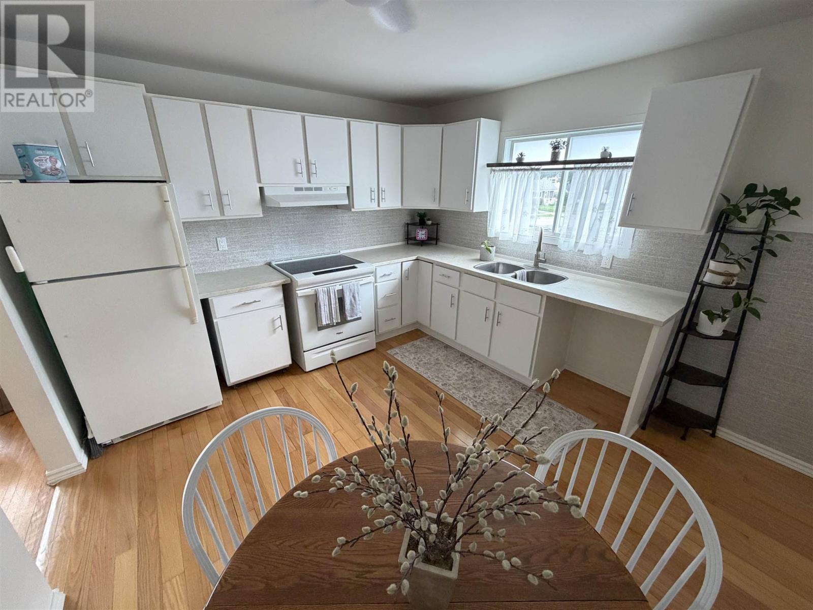 74 Roman AVE - 3