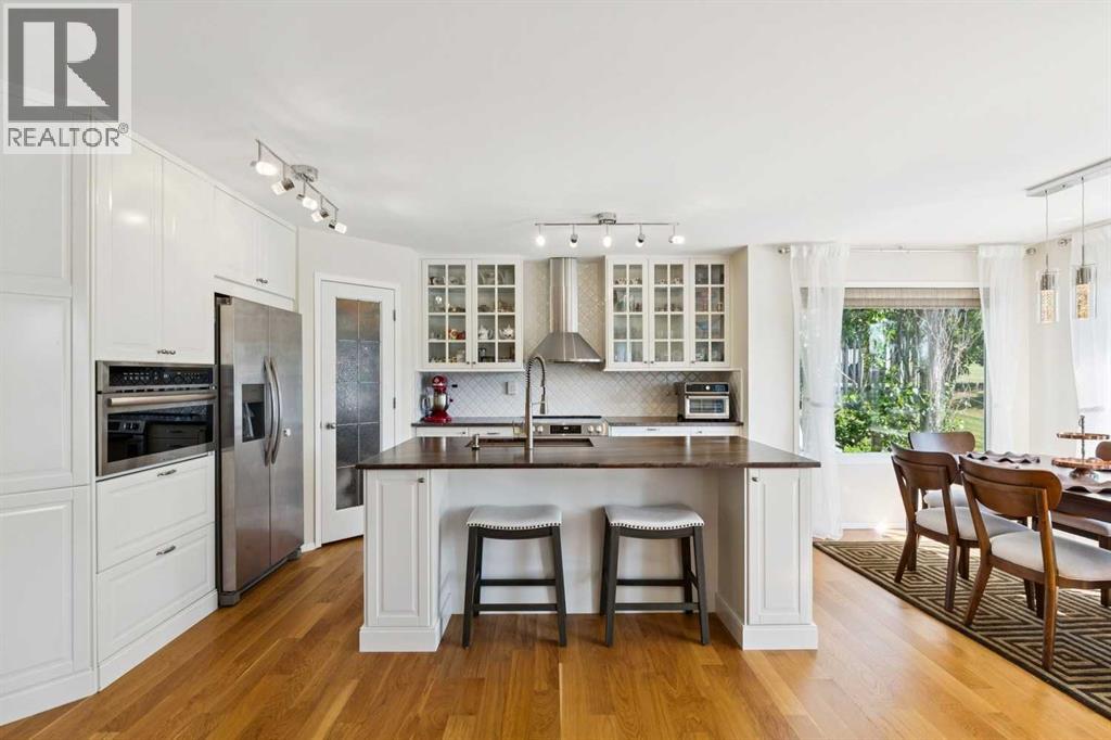 3766 Springbank Drive SW - 10