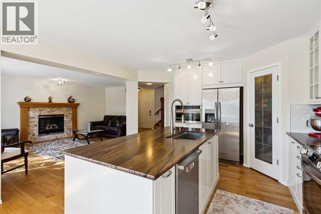 3766 Springbank Drive SW - 15