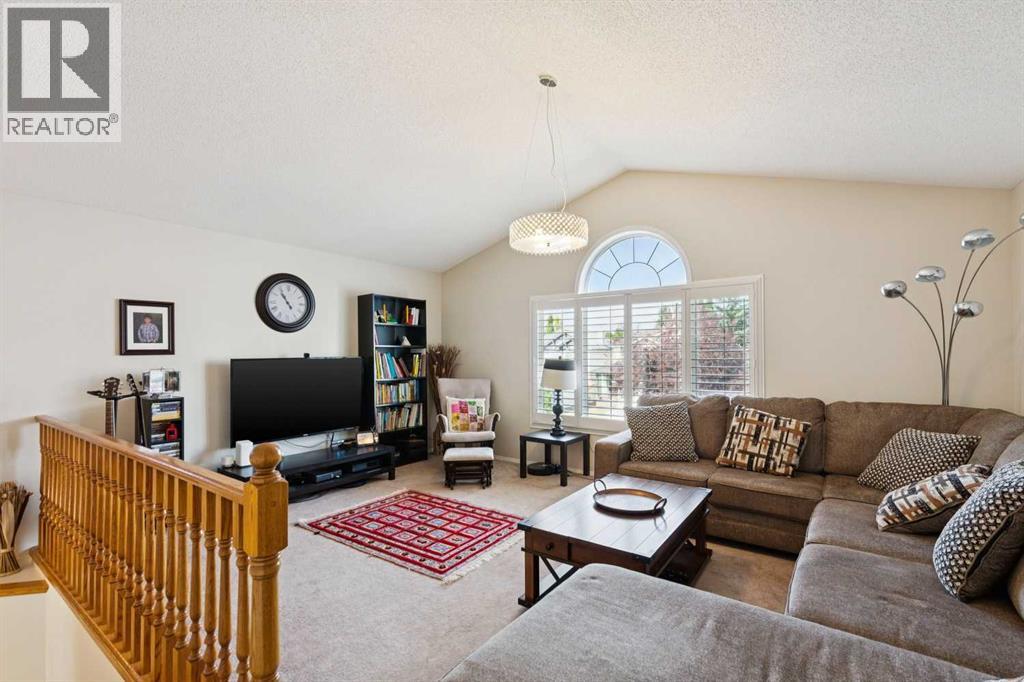 3766 Springbank Drive SW - 18