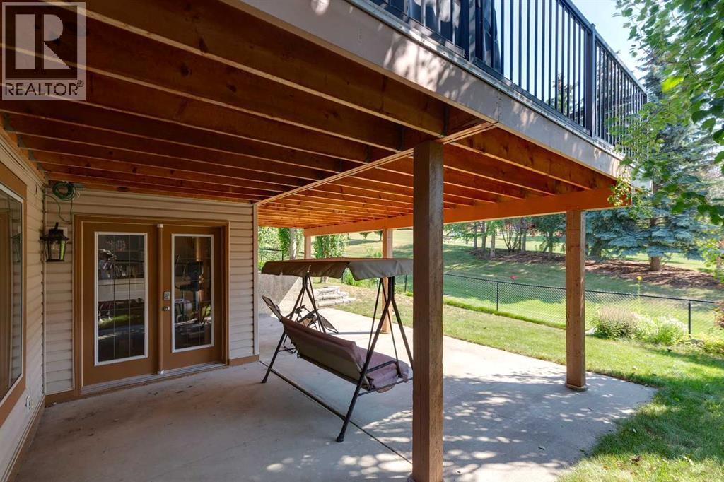 3766 Springbank Drive SW - 38