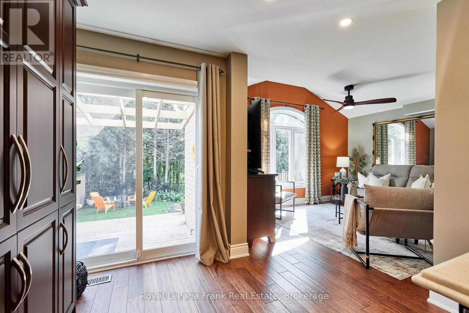 78 BEACHGROVE CRESCENT - 17