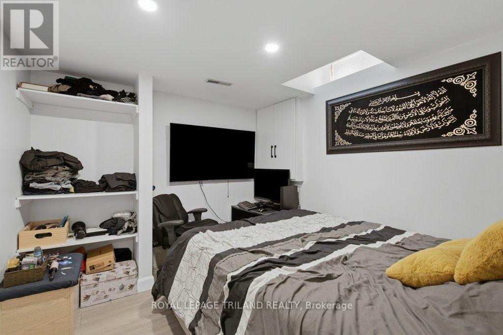 270 SOUTH LEAKSDALE CIRCLE - Image 37
