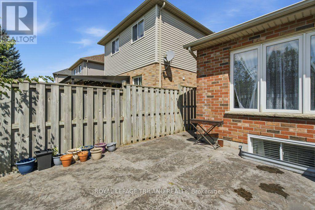 270 SOUTH LEAKSDALE CIRCLE - Image 40
