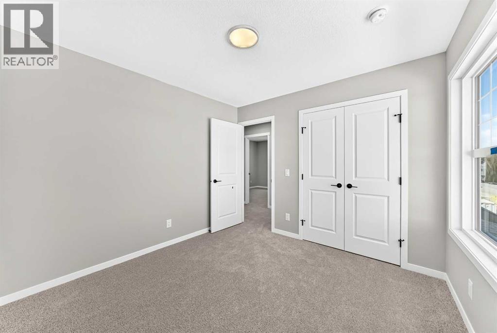 547 Mercado Avenue SE - 37