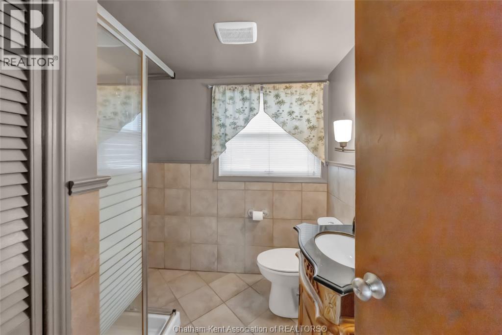25 Sylvester DRIVE - 23