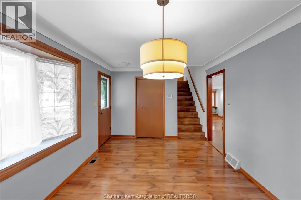 25 Sylvester DRIVE - 25