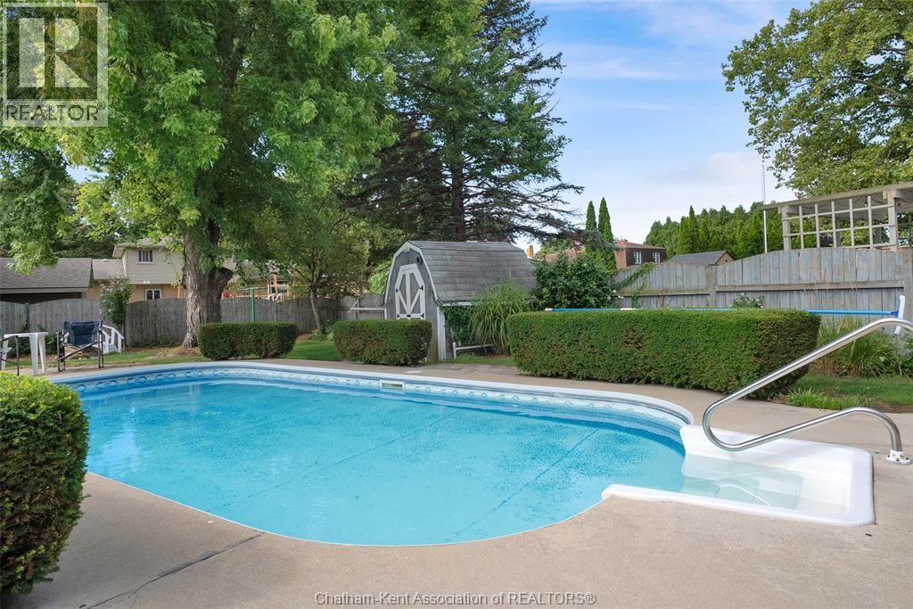 25 Sylvester DRIVE - Image 42