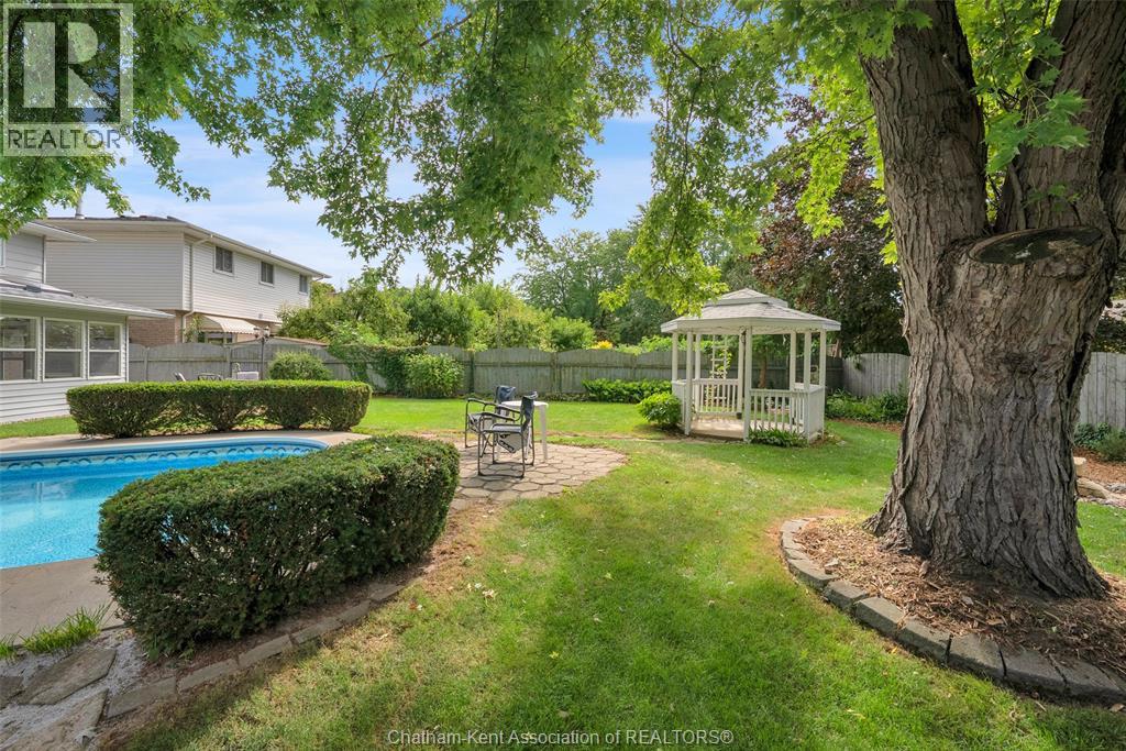 25 Sylvester DRIVE - Image 48