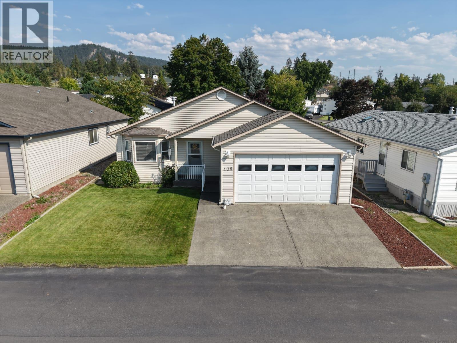108 BRAHMA CRESCENT - 1