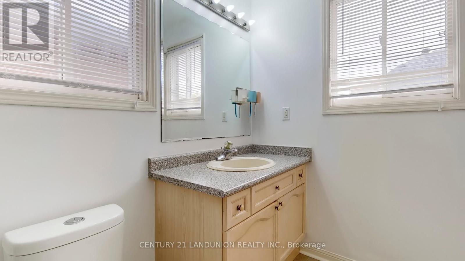 10 MAJESTIC DRIVE - Image 31