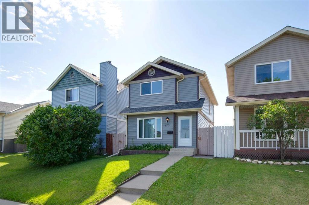 175 Castleridge Drive NE - 1