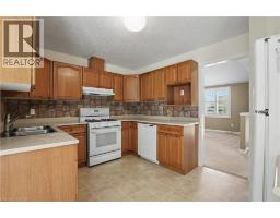 Kitchen - 1 Cutting Drive, Elora, ON N0B1S0 Photo 11