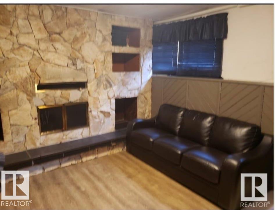 11440 144 AV NW - 12