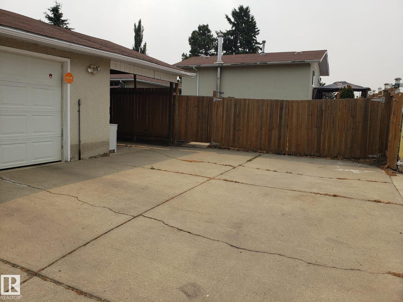 11440 144 AV NW - 17