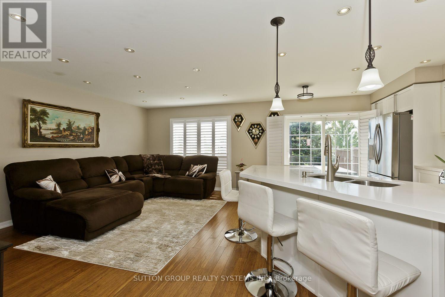 777 SHORTREED CRESCENT - 8