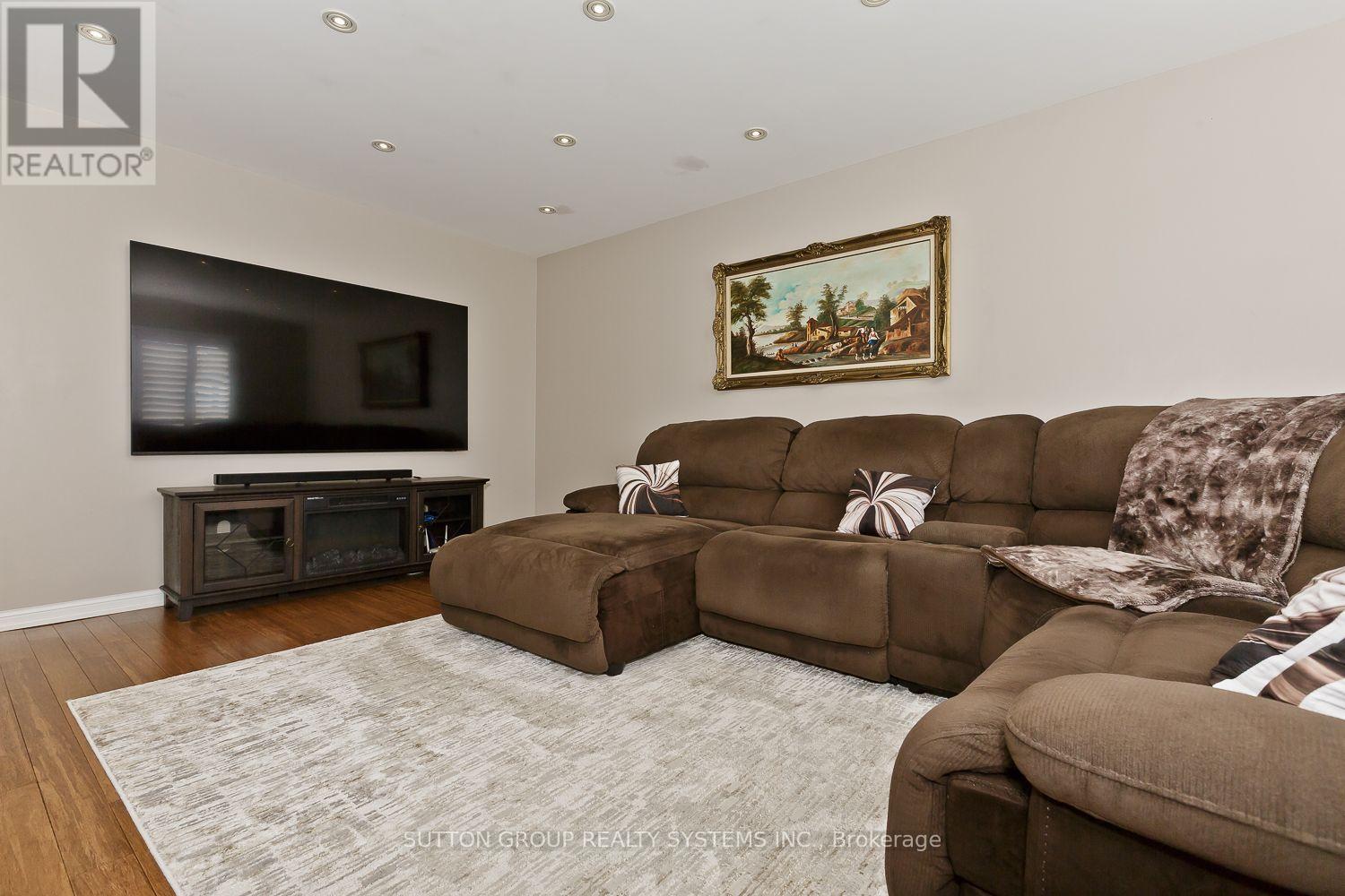 777 SHORTREED CRESCENT - 9