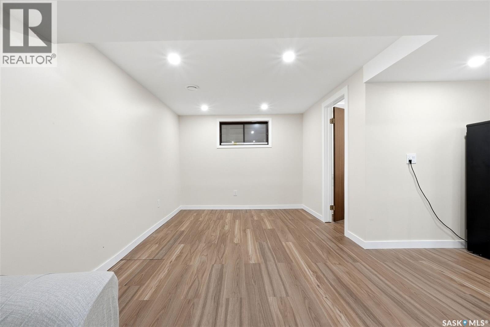 2715 Corbett ROAD - Image 20