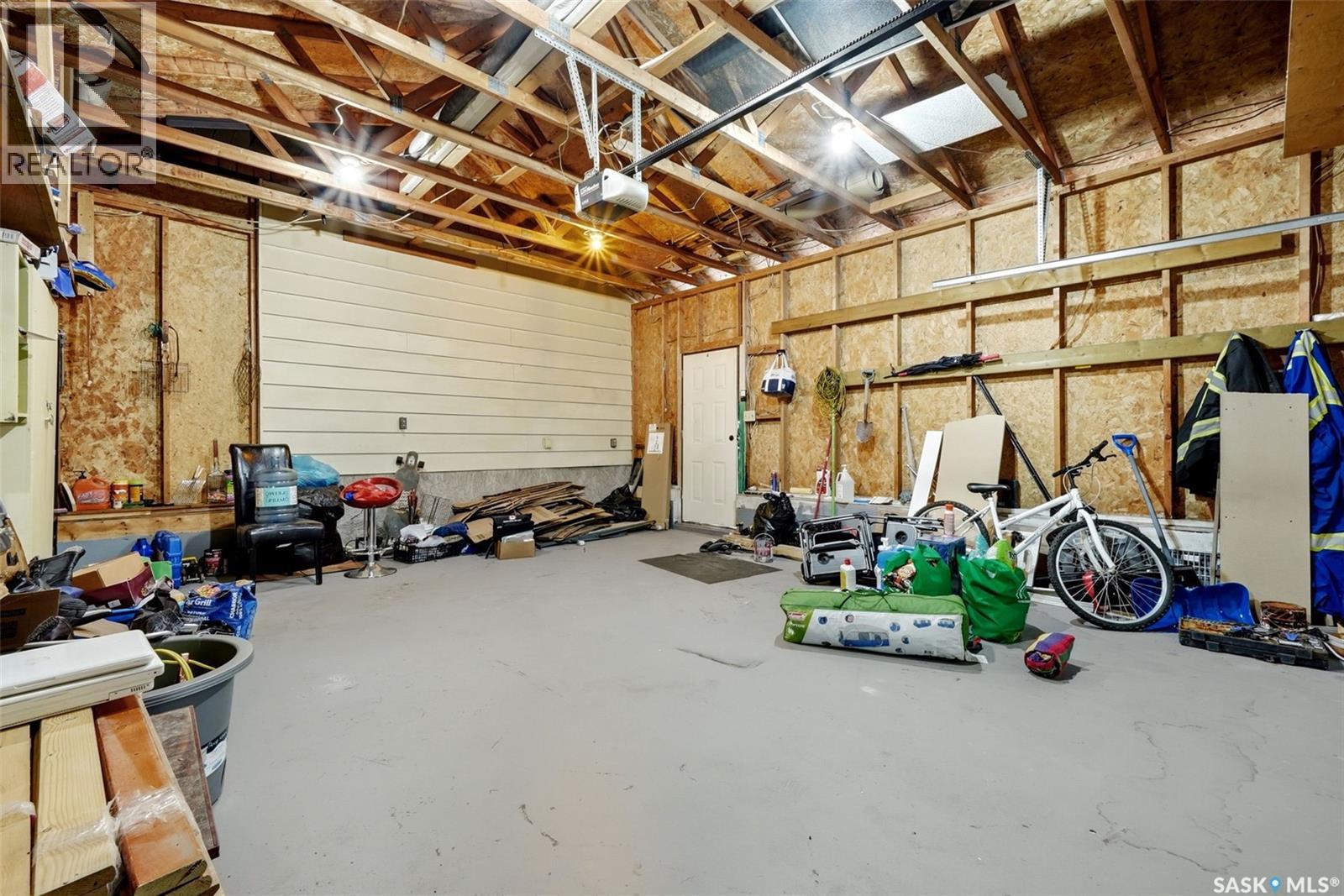 2715 Corbett ROAD - Image 27