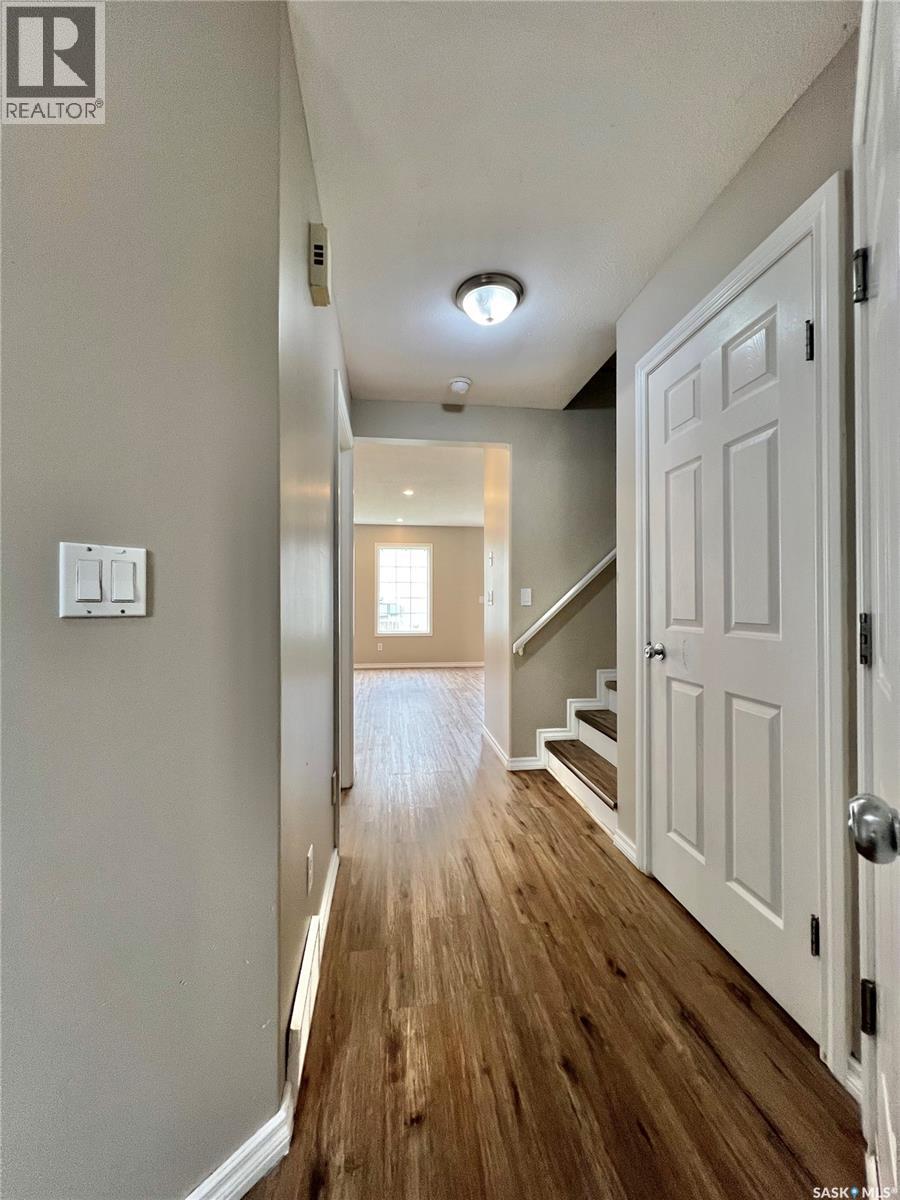 #50 103 Banyan CRESCENT - 4