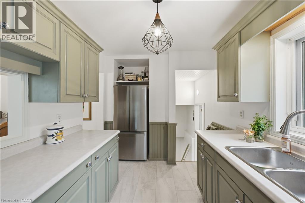 81 VALE Avenue - Image 17