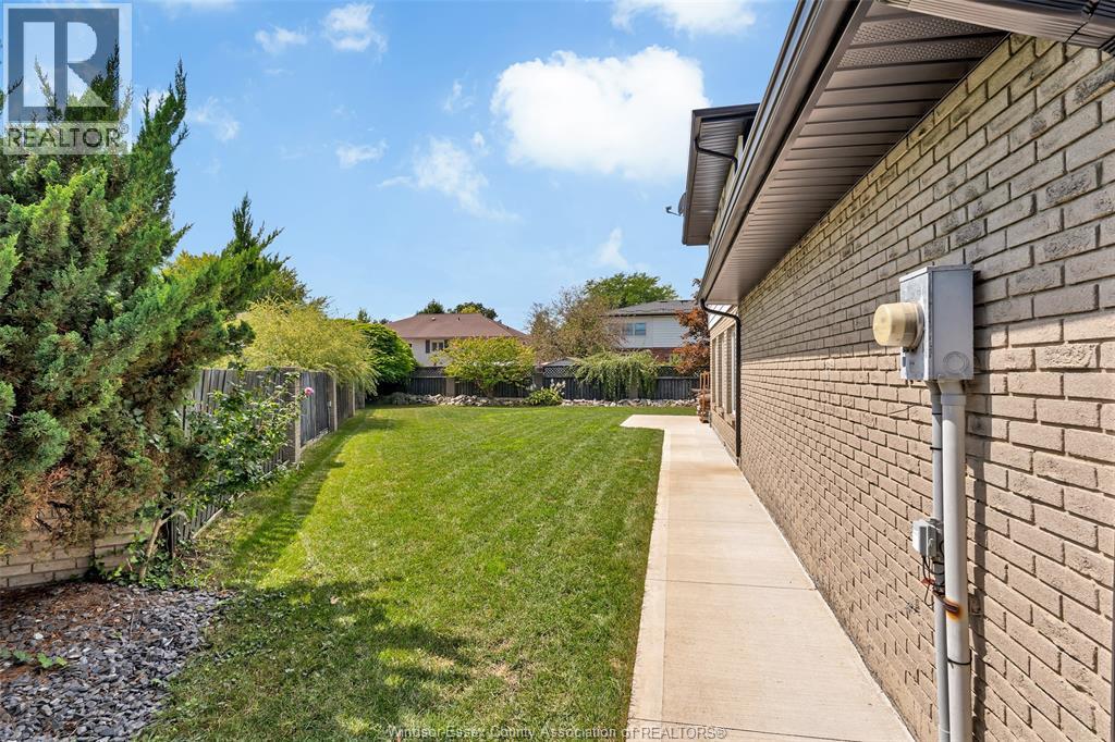 12117 VALENTE COURT - 34