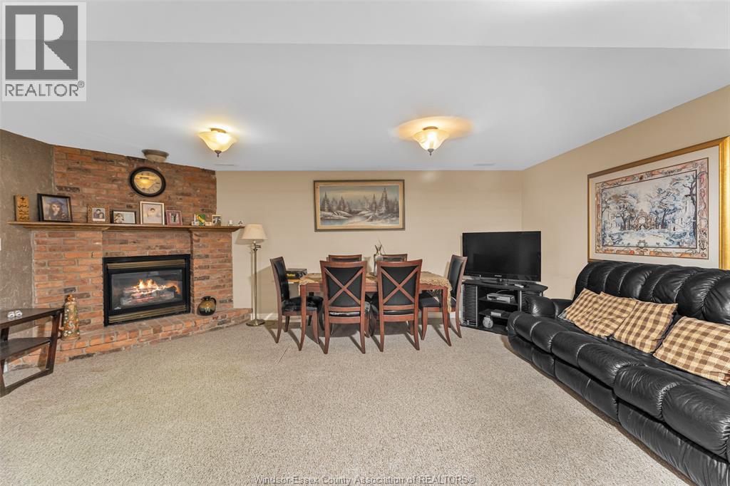 747 EUGENIE - Image 24