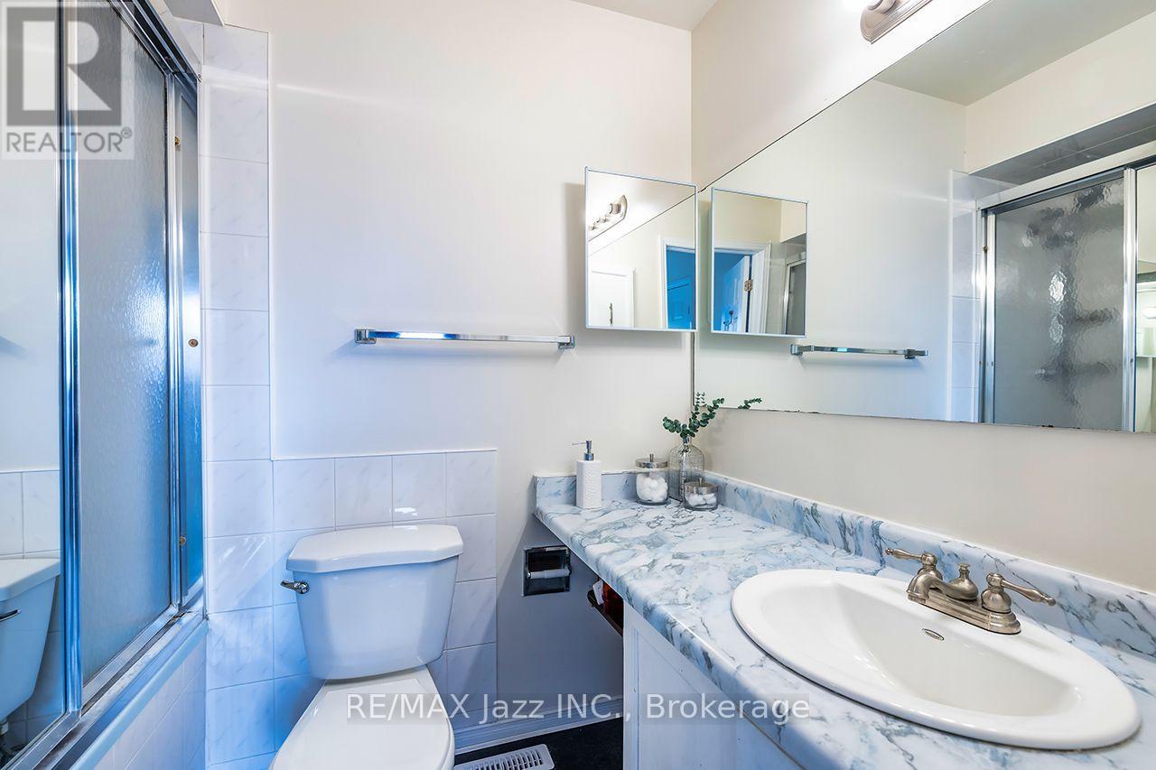 621 FLAVELLE COURT - 17