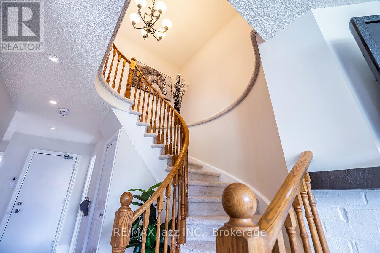 621 FLAVELLE COURT - 11