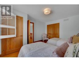 109 Elizabeth Street, Oshawa, ON L1J8H3 Photo 31