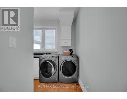 109 Elizabeth Street, Oshawa, ON L1J8H3 Photo 49