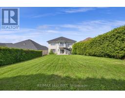 109 Elizabeth Street, Oshawa, ON L1J8H3 Photo 45