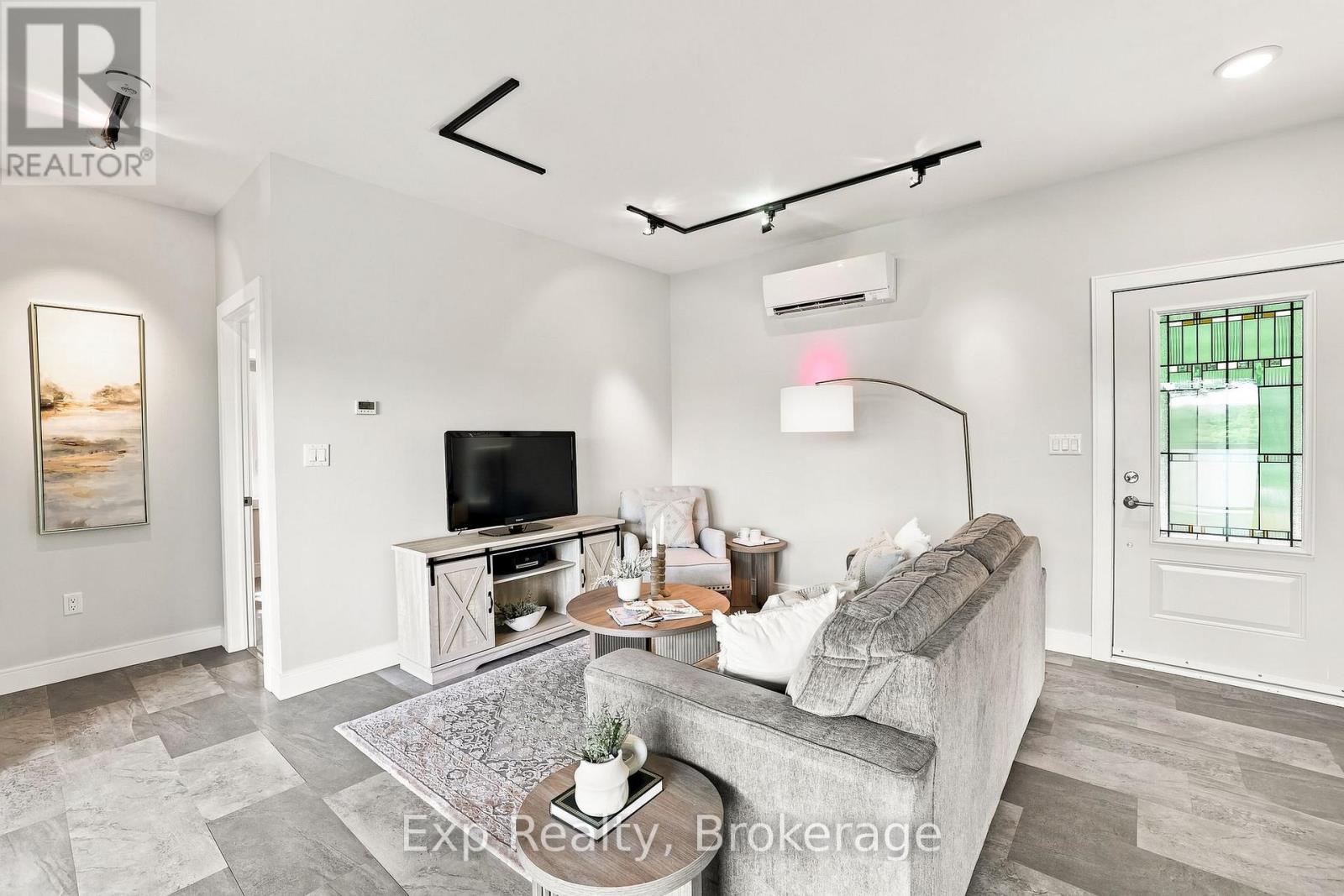 1445 TRENT LANE - Image 10
