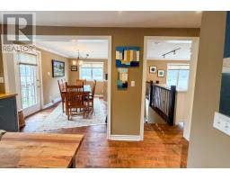 165 Tableland Drive thumbnail 8