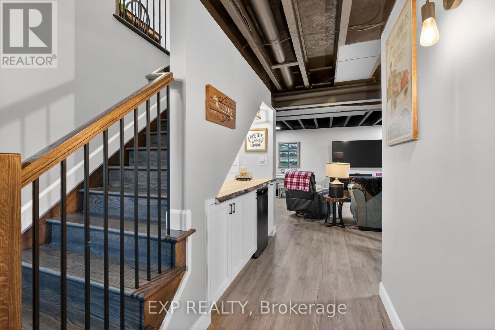 450 CENTRAL PARK BOULEVARD - Image 25