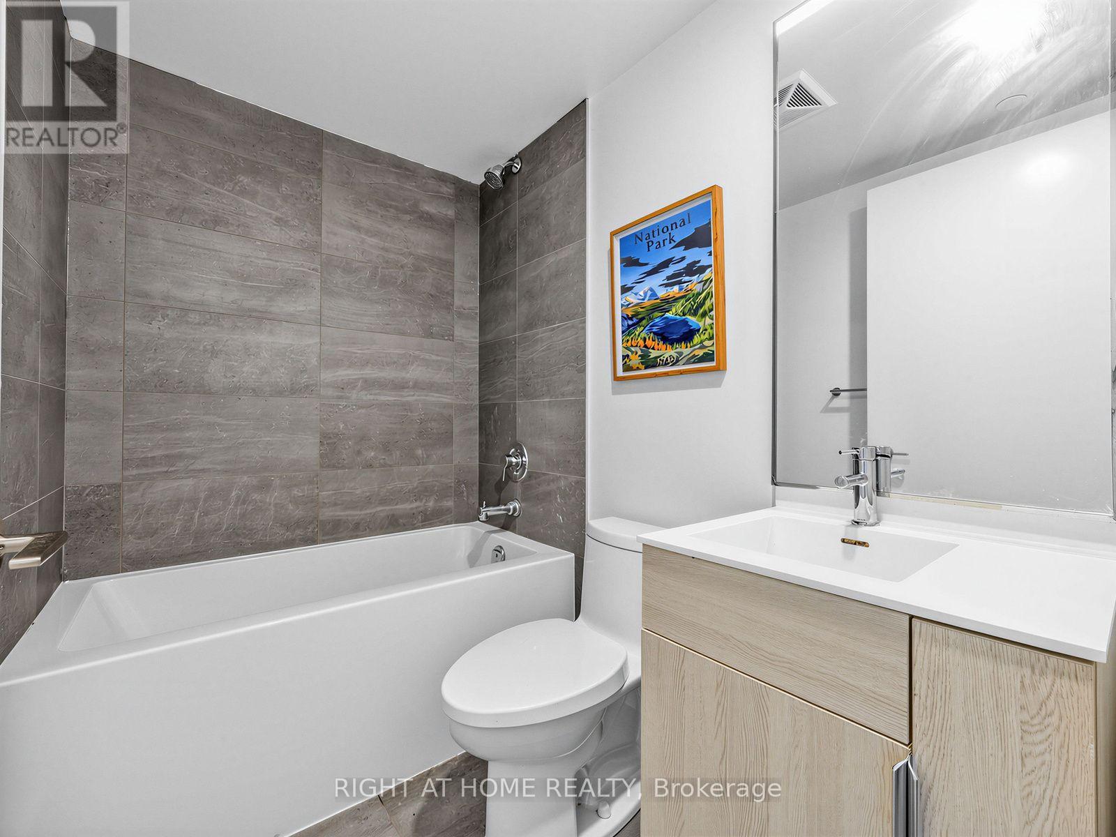 #723 28 EASTERN AVENUE - 9