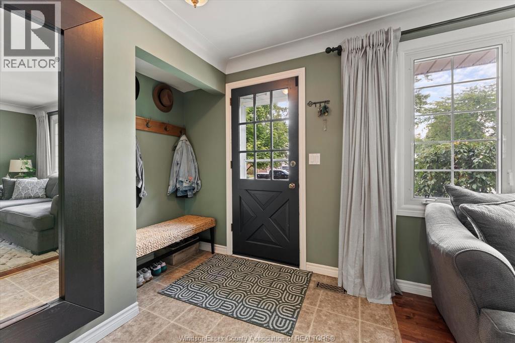 11 Riviera - Image 4