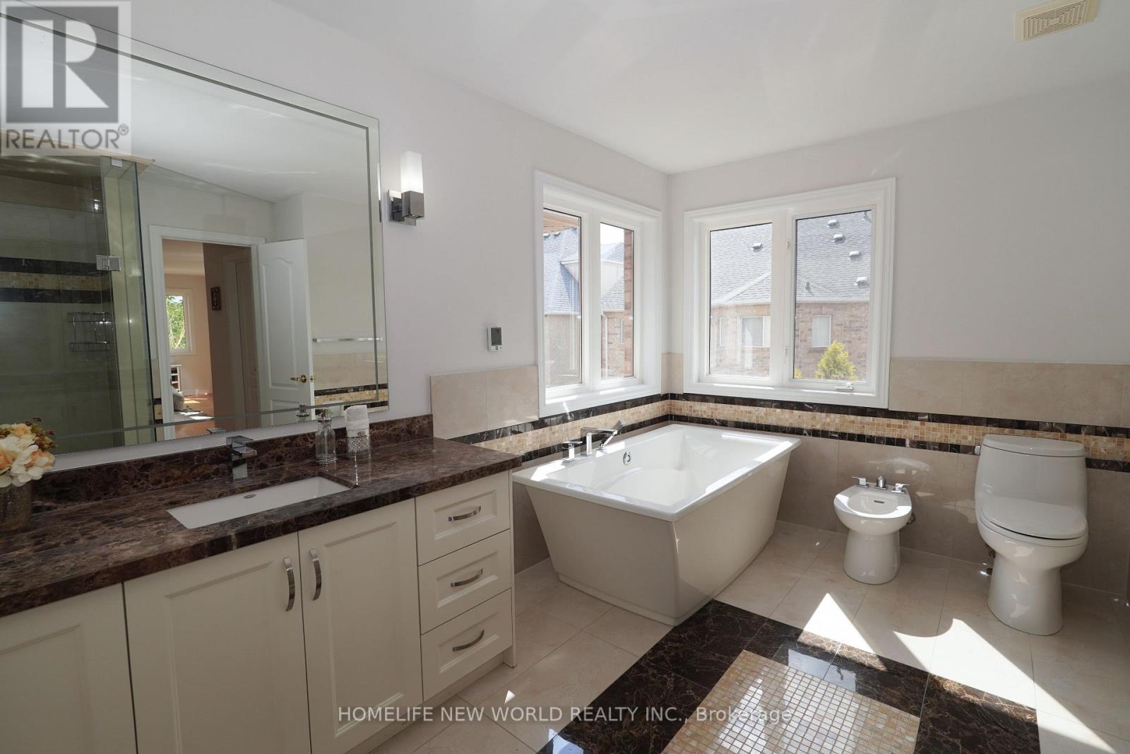 391 SUMMERIDGE DRIVE - 22