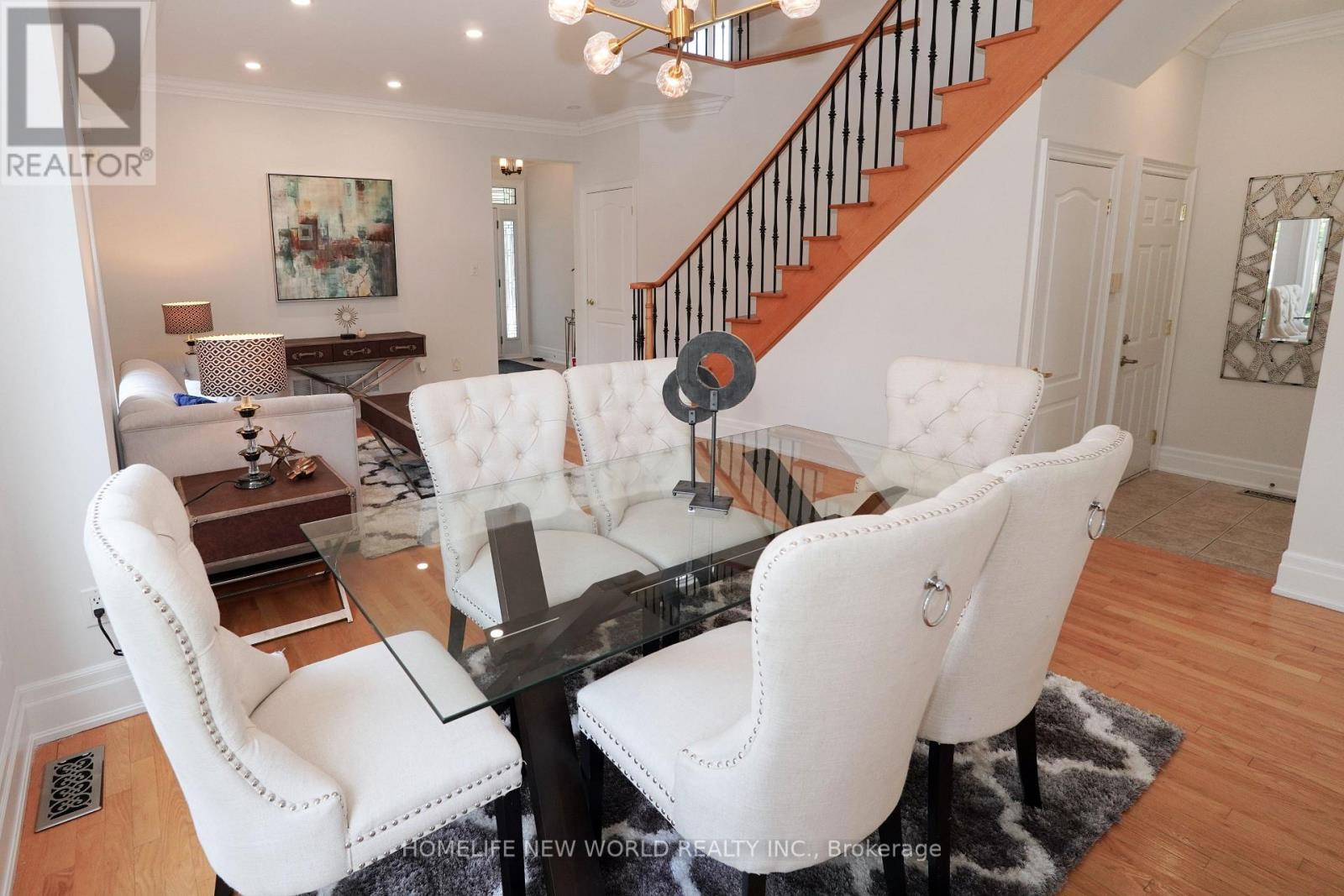 391 SUMMERIDGE DRIVE - 8