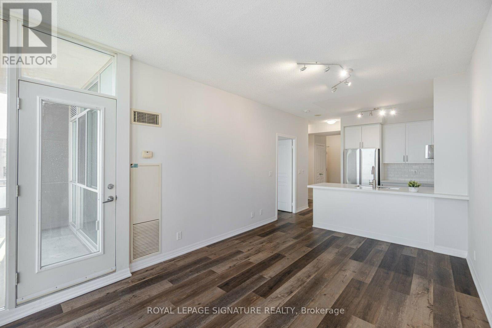 #3106 3939 DUKE OF YORK BOULEVARD - Image 11