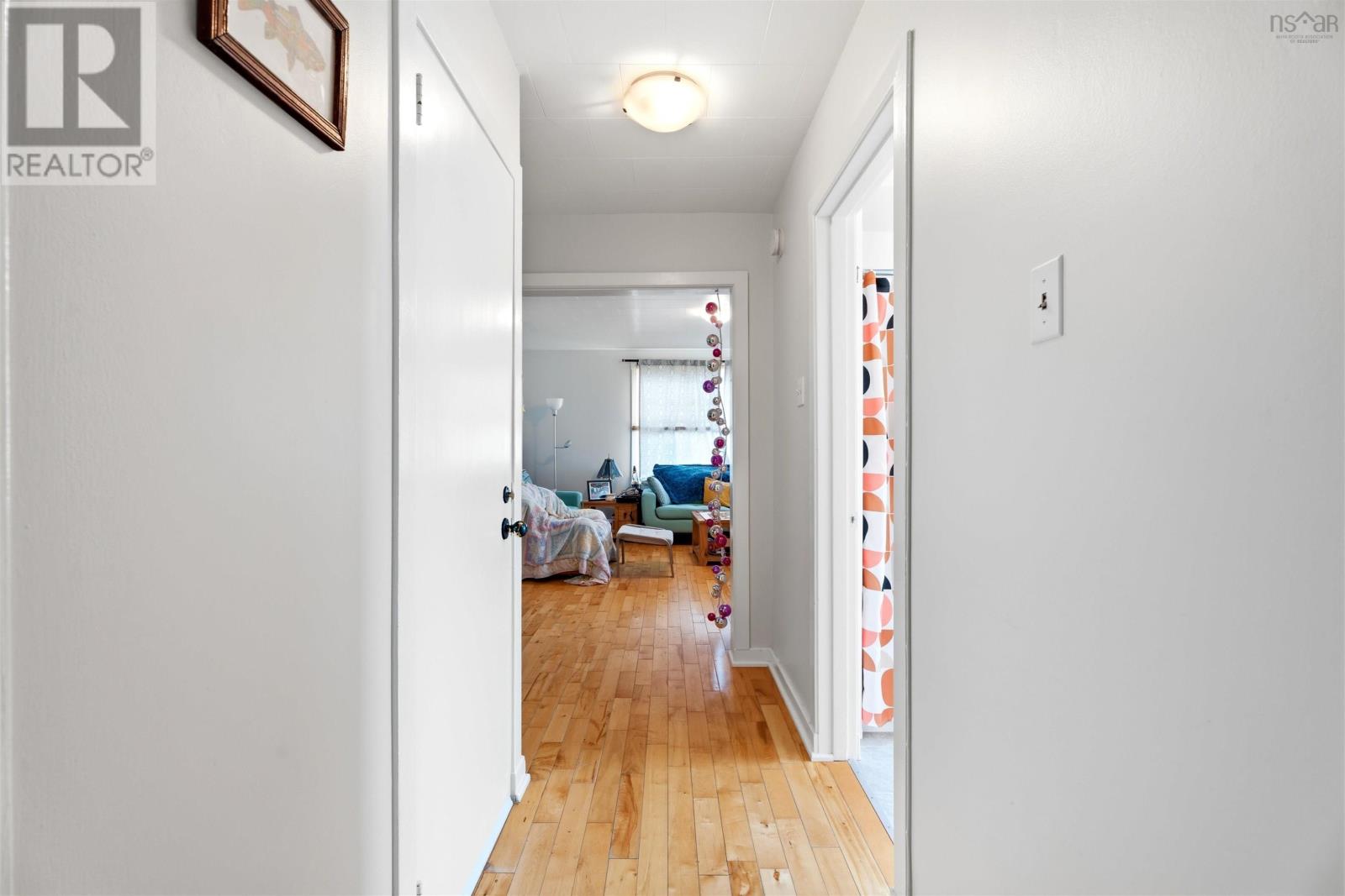 9 Cedar Street - 27
