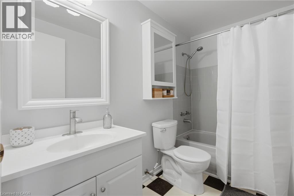#46 386 HIGHLAND Road W - 17