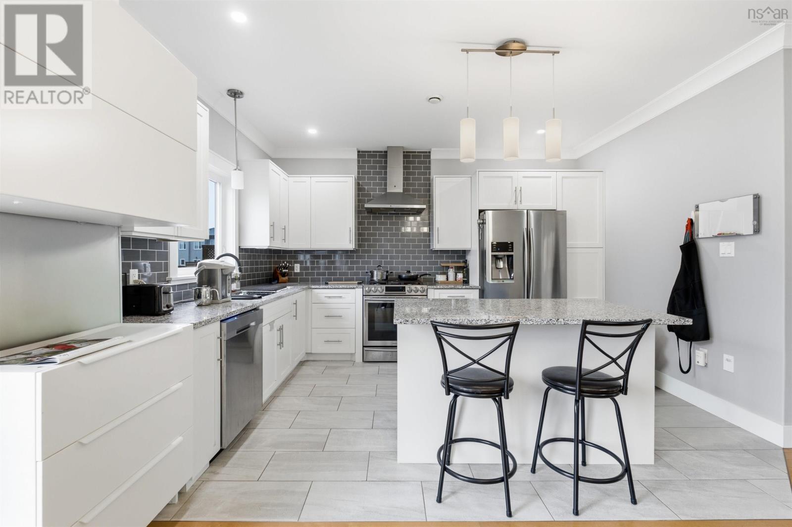 52 Eliza Ritchie Crescent - Image 3