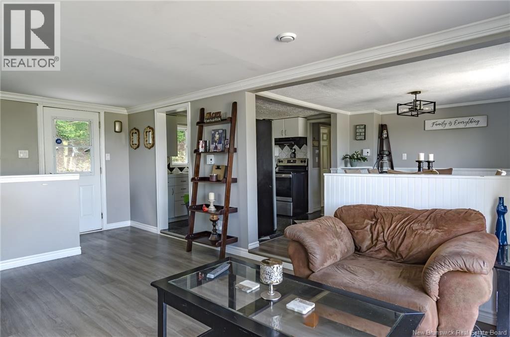 225 Woolastook Drive - Image 9