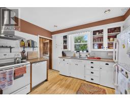 222 Victoria Street E, Amherst, NS B4H1Y9 Photo 19